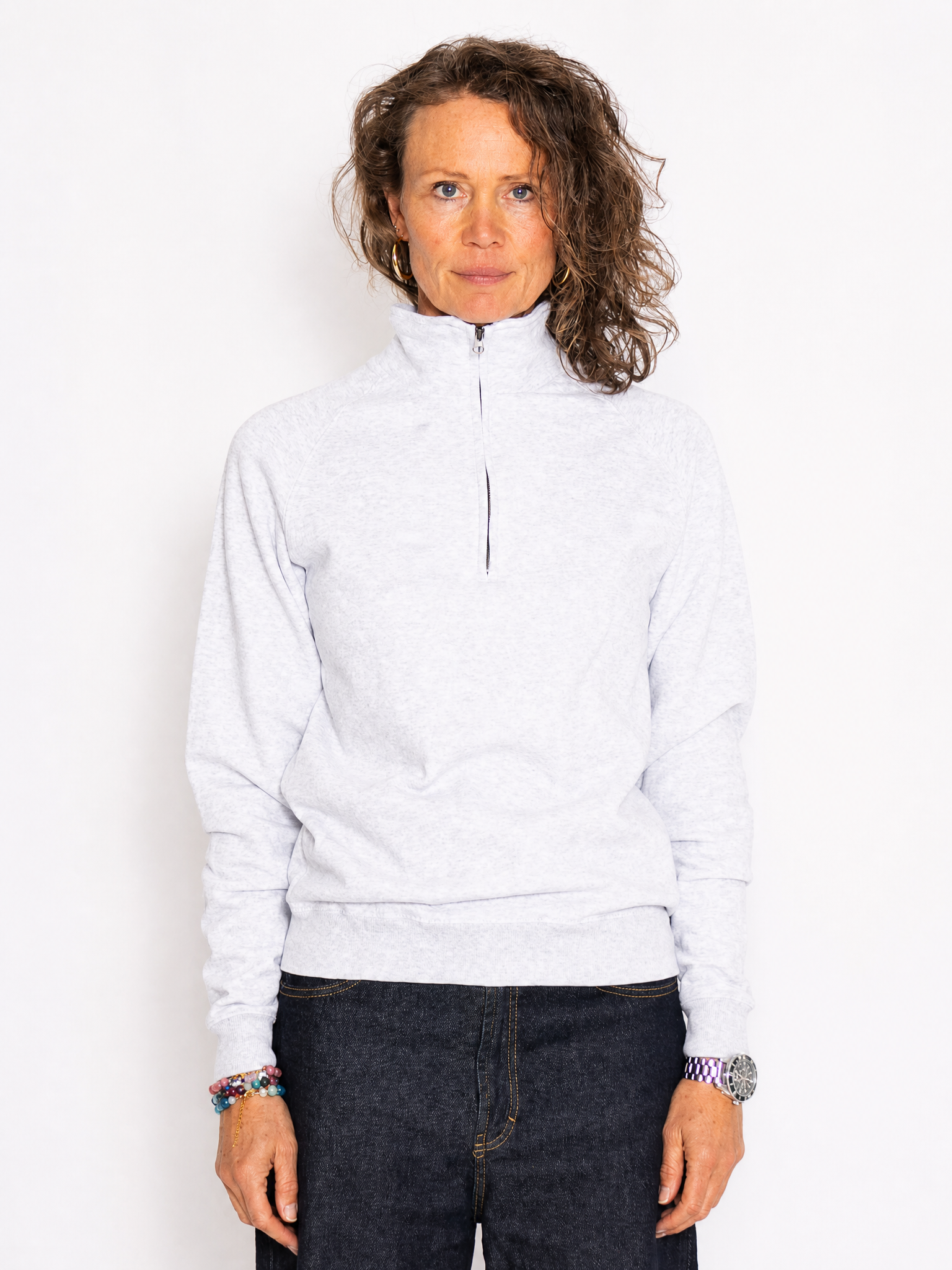 alt text | grå | 181 | M | dame