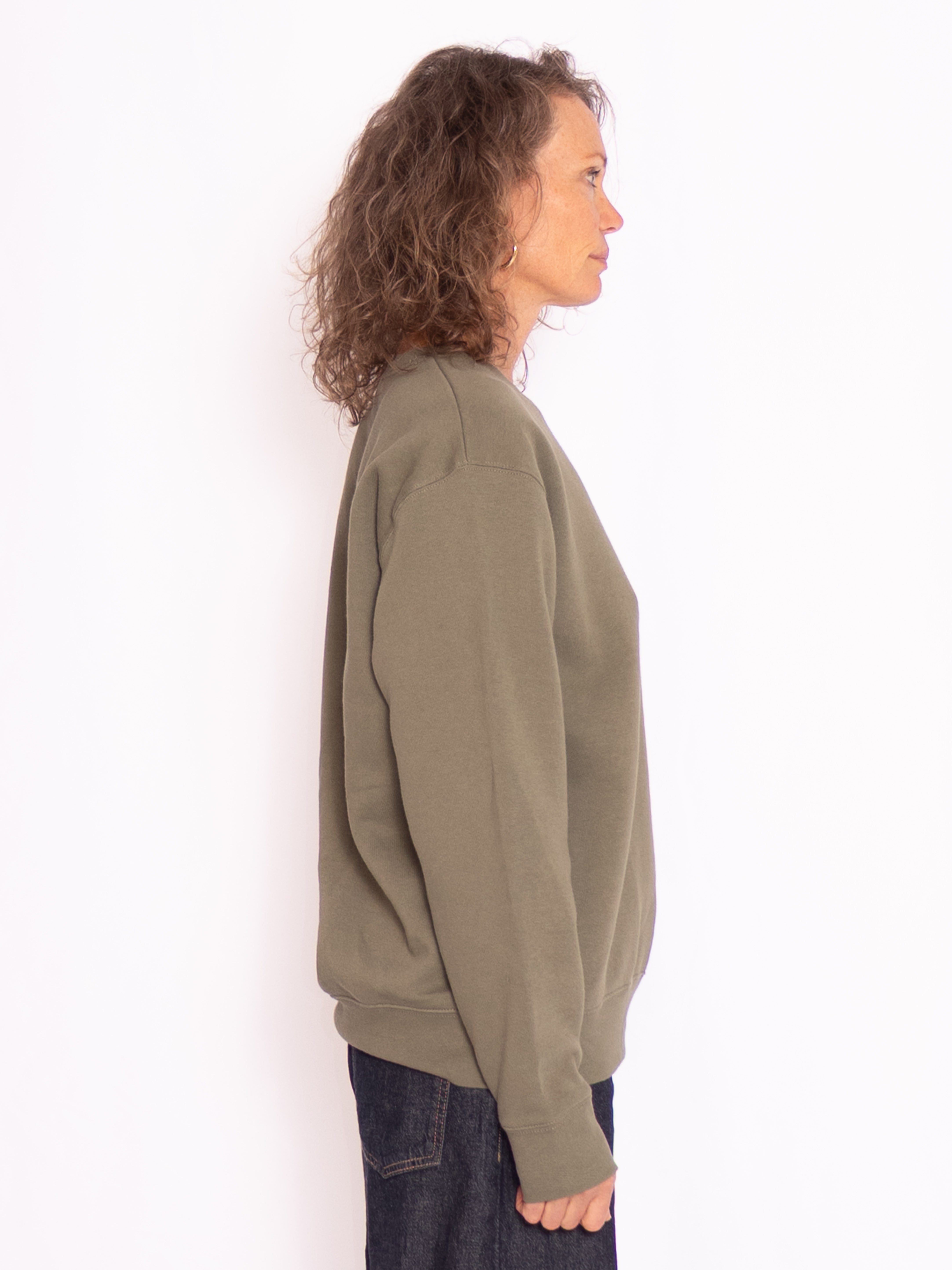 alt text | olivengrøn | 181 | M | dame