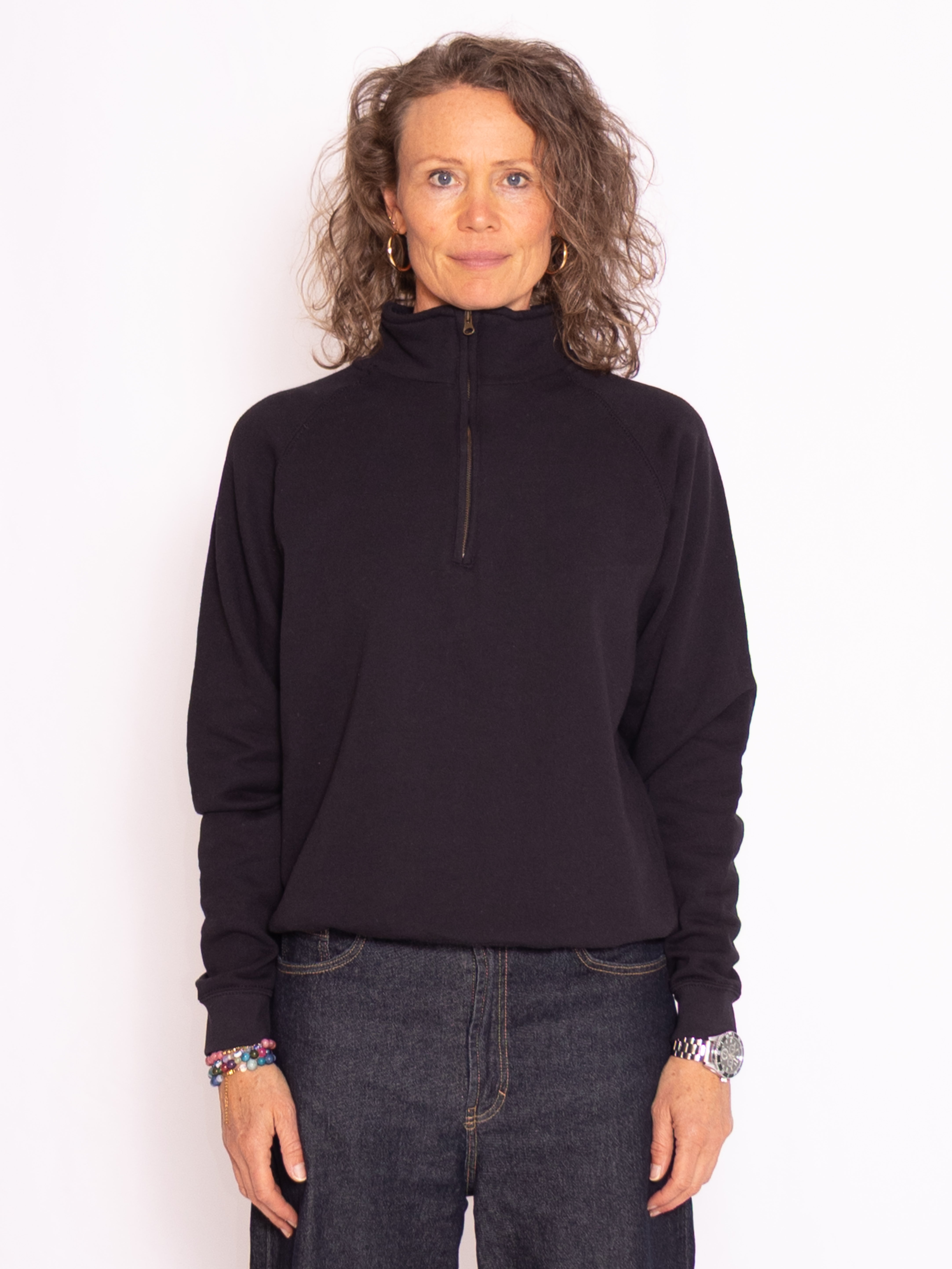 alt text | sort | 181 | M | dame